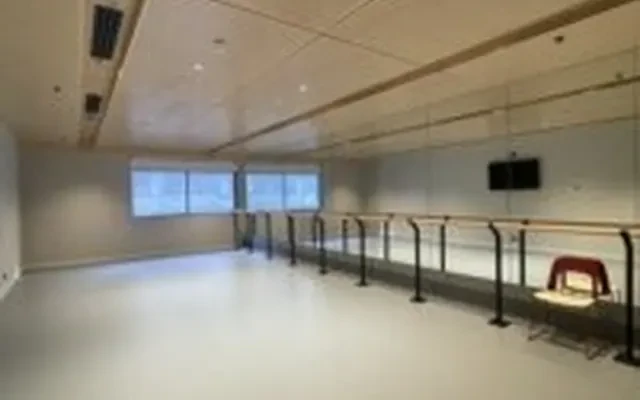 Accolade on A'Beckett 2