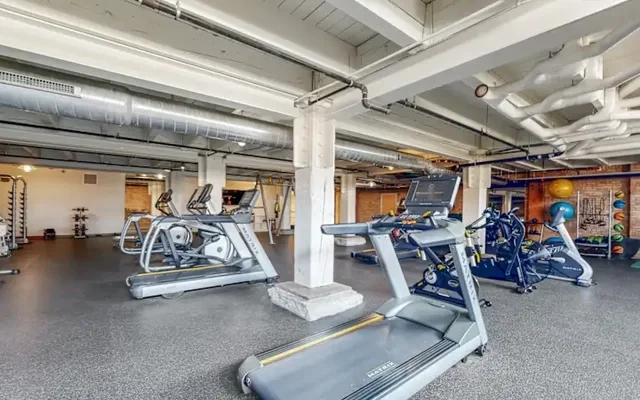 700 Central Apartments 3