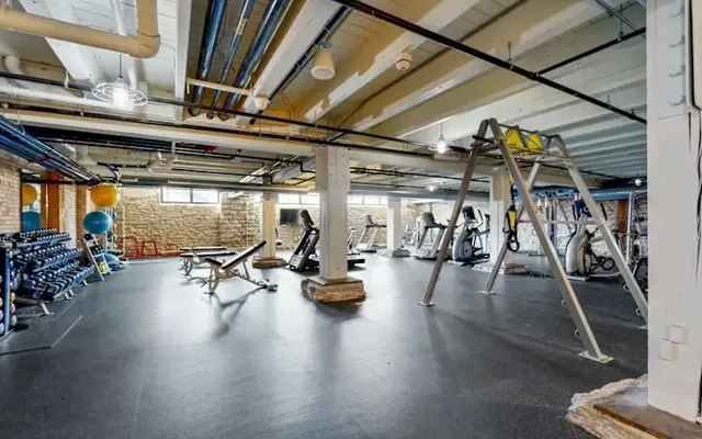 700 Central Apartments 1