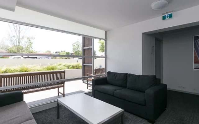 1728 Dandenong Road 3