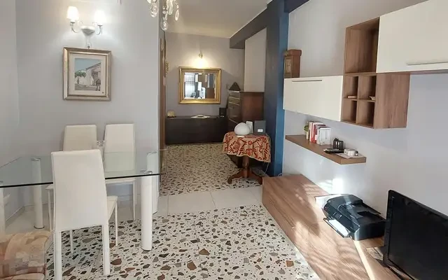 Via Giacomo Trevis 3