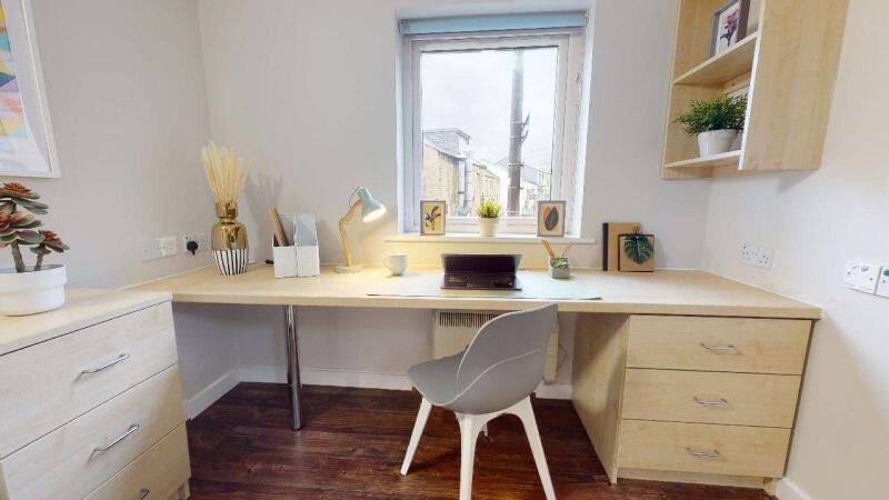 uhomes.com | Student Accommodation, Housing, Flats, Apartments for Rent