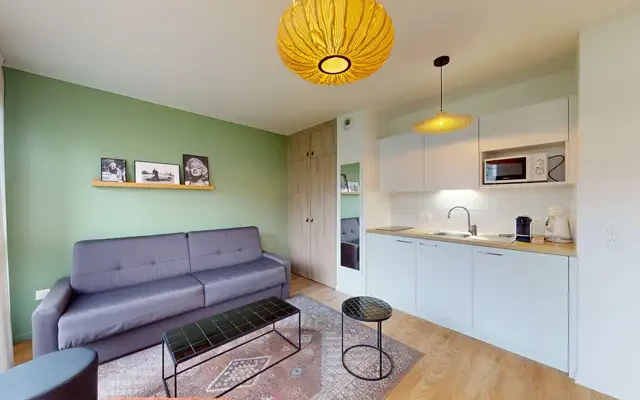 studio near rue Lénine 4