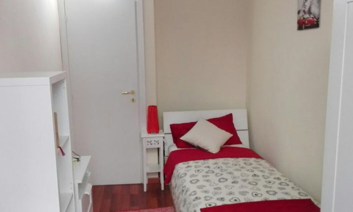 Cosy single bedroom close to Istituto Marangoni