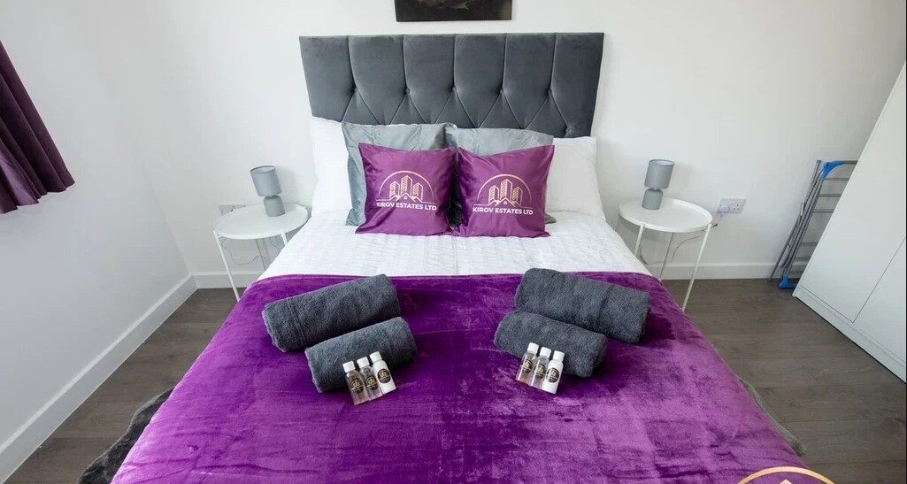 Dionysus Apartment - The Celebration of Town