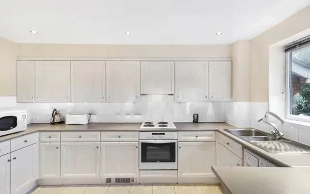 LH-Langbourne Place 4