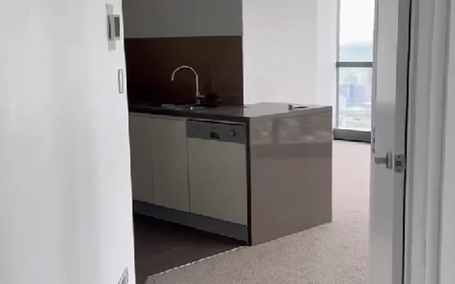 501 Adelaide Street 1