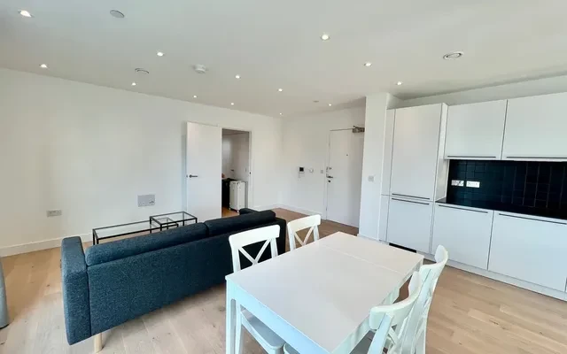 LH-Escapade Place - London student accommodation