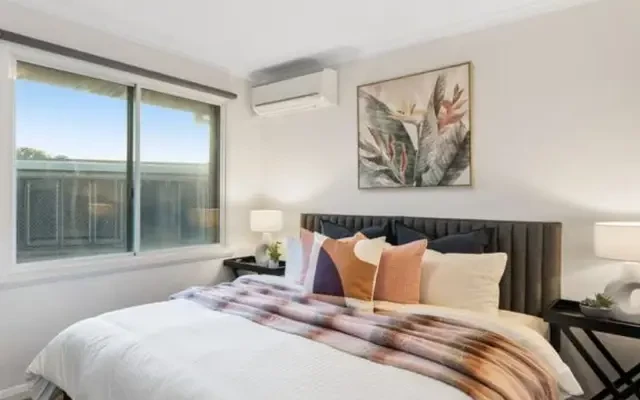 18 Bettina Street - Melbourne student accommodation - 3 Bed 2 Bath*2 [HMA011]
