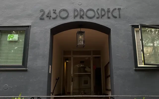The Atrium at Prospect 1