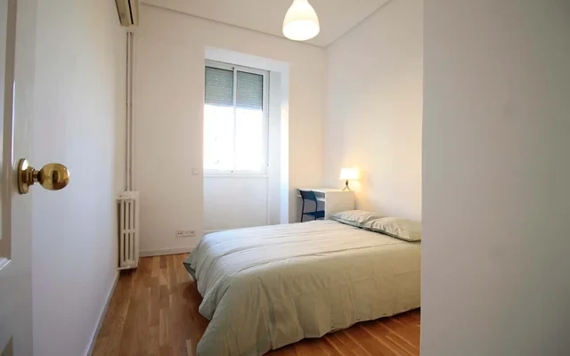 Calle Antonio Lopez, floor 4, Moscardo 1