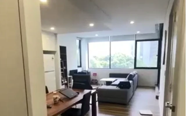 42 Rosebery Ave - Sydney student accommodation - 1 bed 1 bath-13