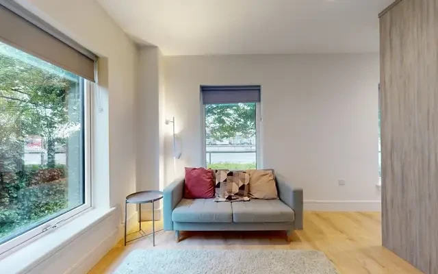Stanwell Road 20510# 3