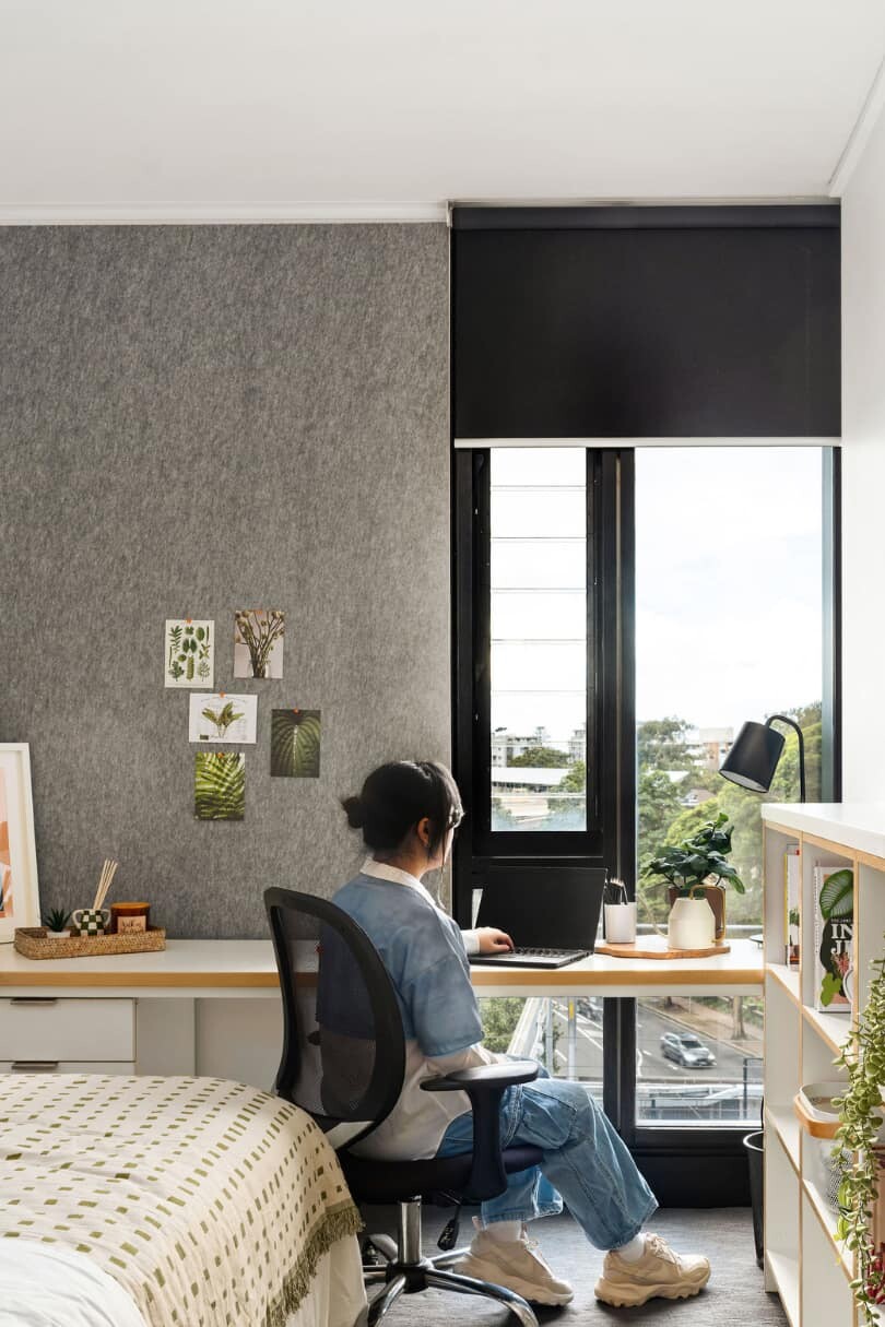 Single Bedroom – 6 Share Apt