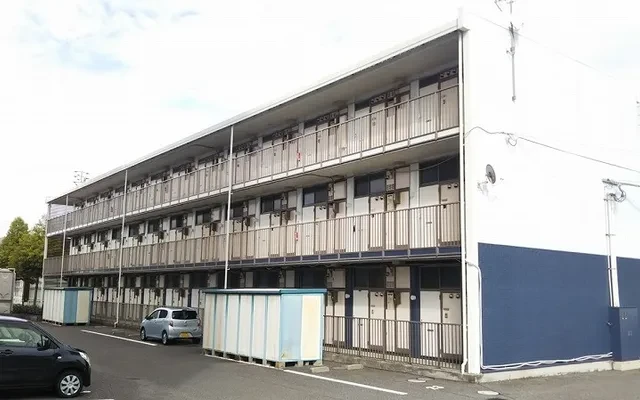 レオパレス宇多津 0