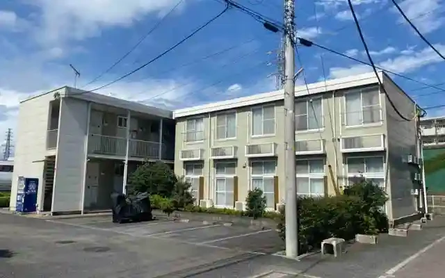 レオパレス一番町 0