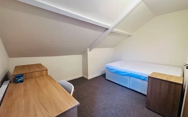 Walter Road, Swansea SA1 3