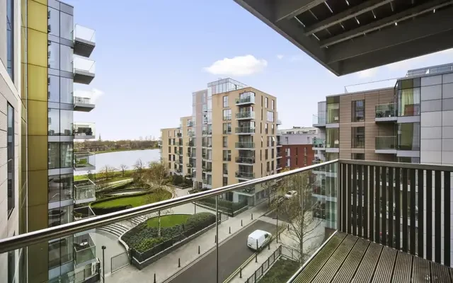 Residence Tower, Woodberry Grove, N4 2