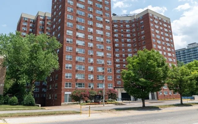 The Carlyle Apartment Homes 1
