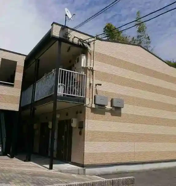 レオパレスプレミール山根