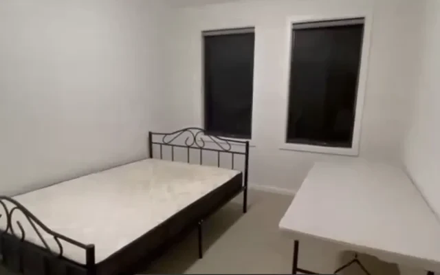 5 Koonawarra Street 1