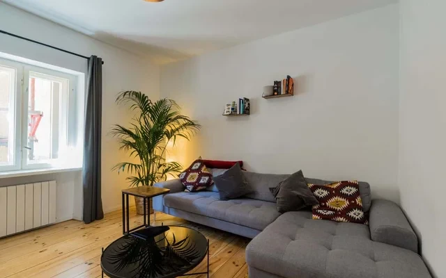 Apartment in Neckarstrasse, Berlin for 60 m² with 2 bedrooms 2