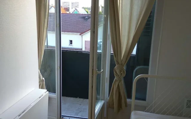 Vitry-sur-Seine 94e·19m²·F1·Maison·With furniture 0