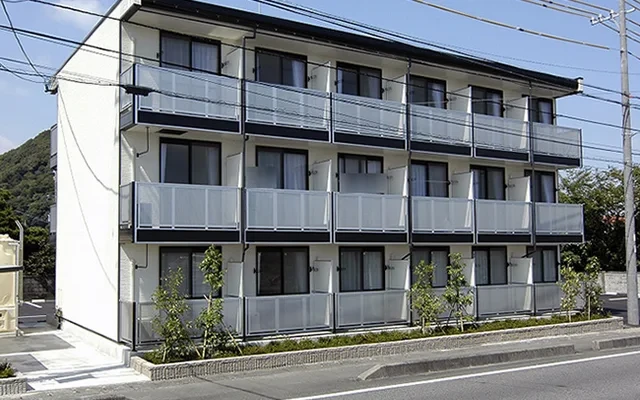 レオパレス石川 0