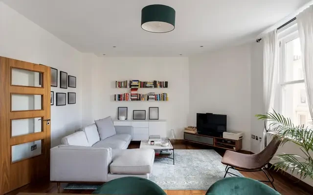 St. Stephens Mansions, Monmouth Road, Notting Hill, London, W2 5SE 2