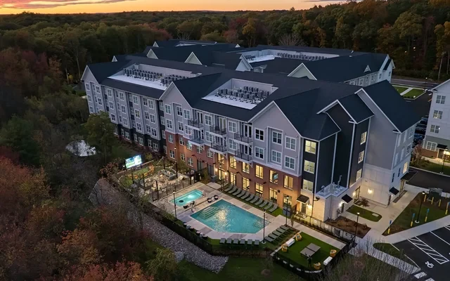 The Standard at Four Corners 3