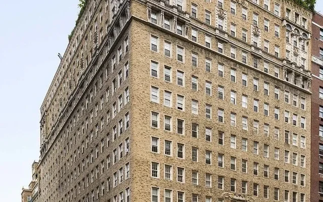 24 Fifth Avenue 0