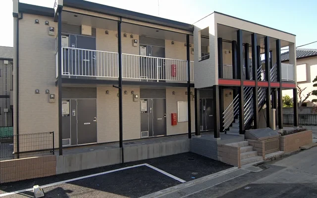 レオパレスラ　ルーナ 0