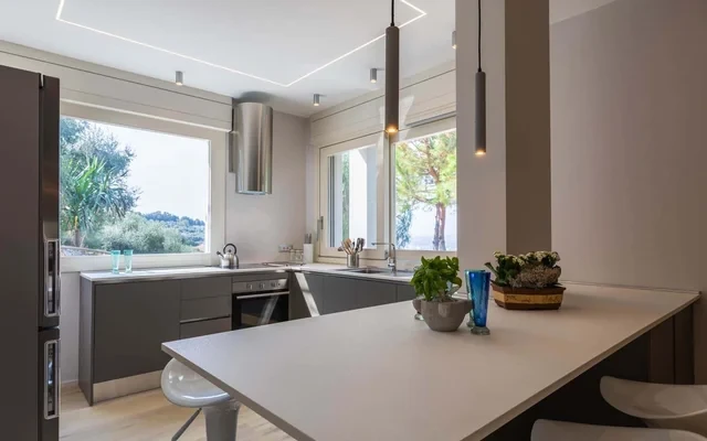 Luxury Apartment in Modern Villa Unit 1 1