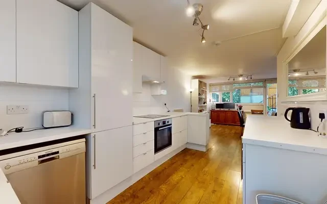 Finborough Road, Chelsea 1