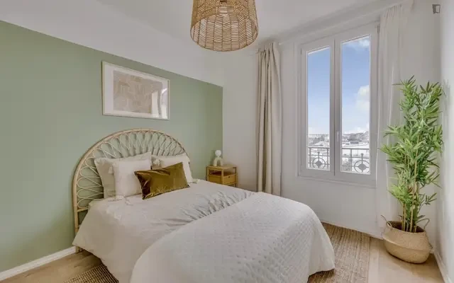 Chambre double, avec balcon, dans un appartement de 3 chambres 0