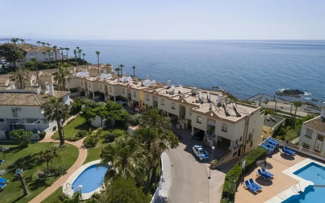 Alfresco Stays Mijas Costa Fresh Tropical 2
