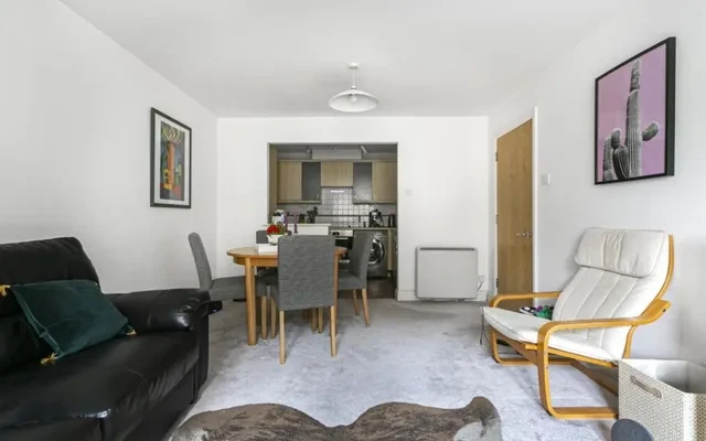 LH-Bartholomew Close 1