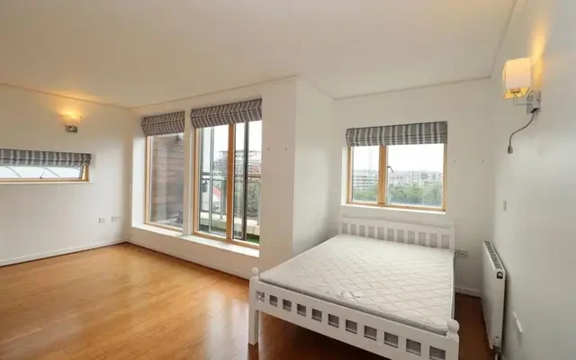 apartment near Alamaro Lodge,Renaissance Walk 4