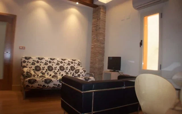 Apartamento en Carrer de Roger de Flor, Valencia 2