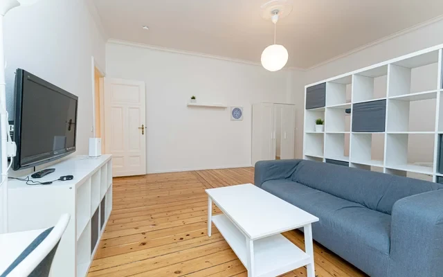 Studio Apartment 2