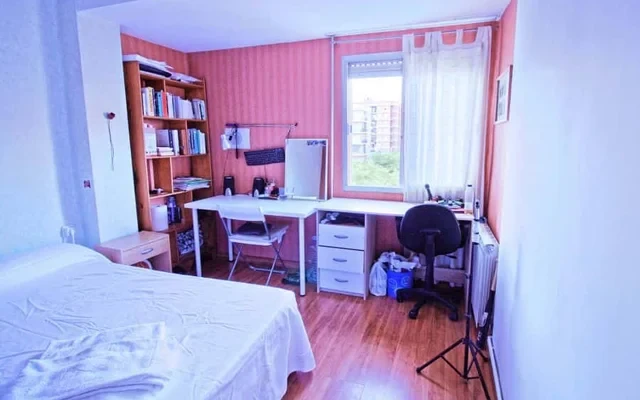 Piso de 3 habitaciones en Algiros 1