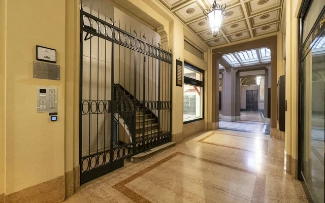 Via Francesco Rizzoli 3