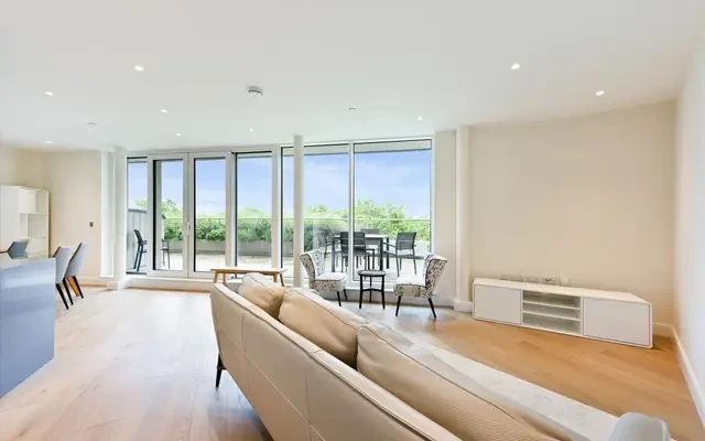 Altissima House, 340 Queenstown Road, London, SW11 8BY 0