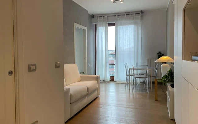 Appartamento in Via Pietro Giannone, Milano zona Arco della Pace 1