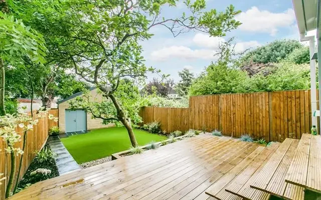 Upper Richmond Road, London, SW15 5JG 2