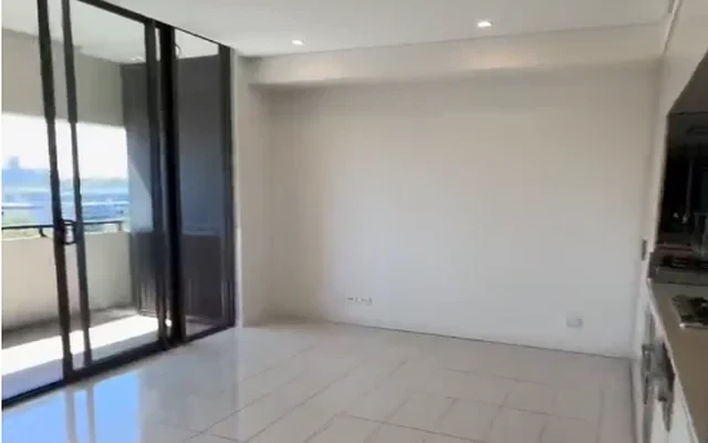 3 George Julius Ave 0