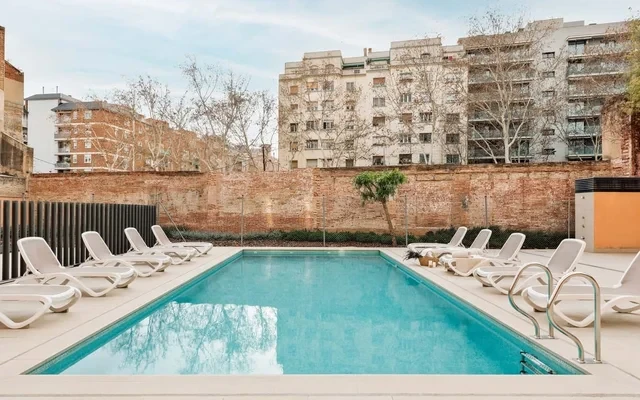 Heures - 2 bedroom, office and pool in Les Corts 0