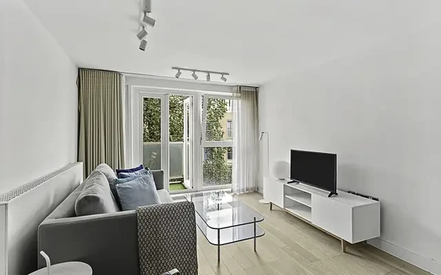Ebury Street 12131# 3
