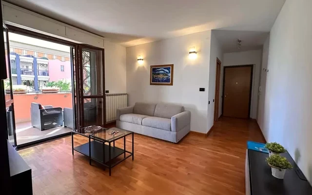 Best Way Rent - Appartamento con Terrazzo 1