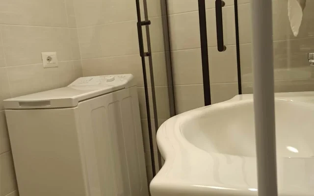 Apartment in Via Castell'Umberto, Roma for 40 m² 1